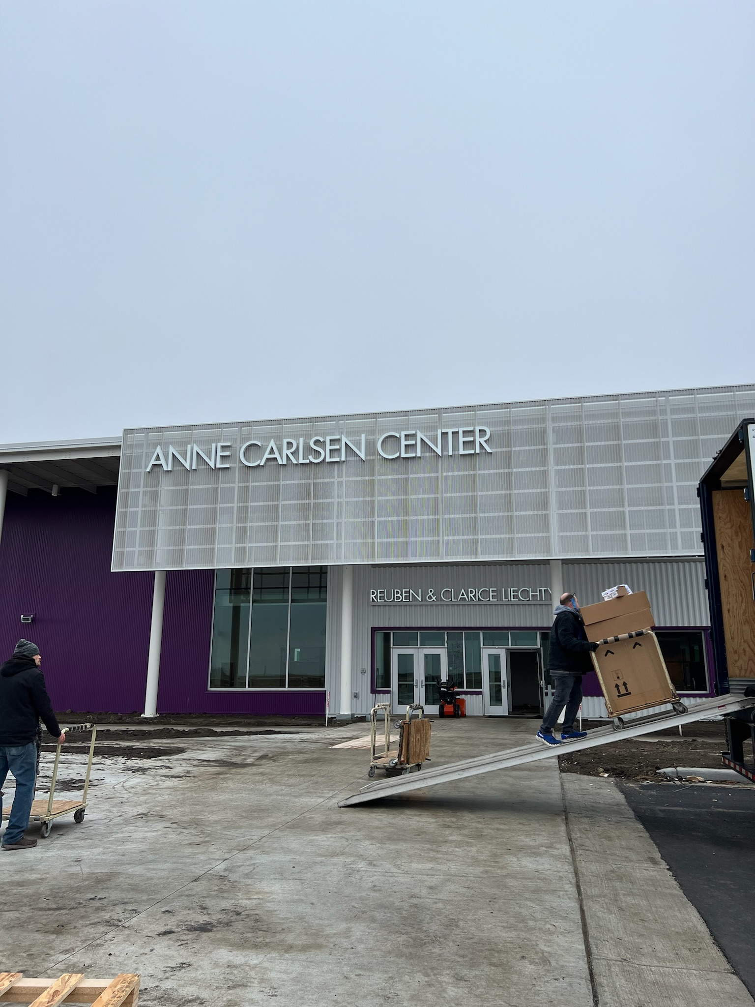 Anne Carlsen Install